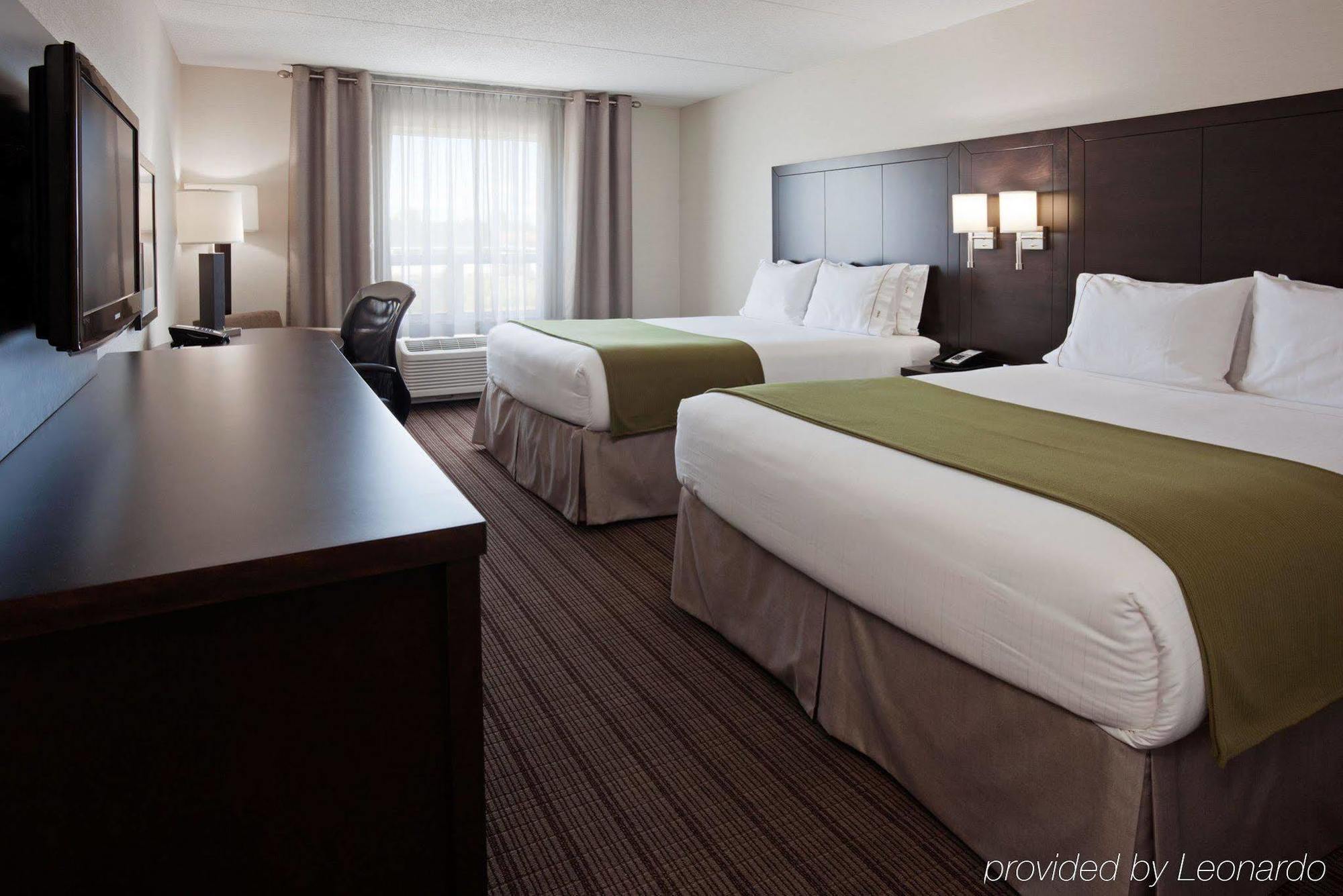 Holiday Inn Express & Suites New Liskeard Exterior foto